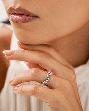 Load image into Gallery viewer, Chiara Ring in White Gold