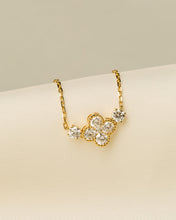 Load image into Gallery viewer, Diamond Clover Bracelet with Side Stones
