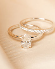 Load image into Gallery viewer, Signature Diamond Oval Brilliant Engagement Ring