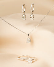 Load image into Gallery viewer, Essential Diamond Solitaire Oval Brilliant Pendant and Chain Necklace