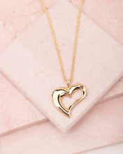 Load image into Gallery viewer, Open Heart Pendant