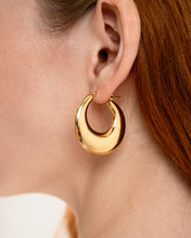 Load image into Gallery viewer, Crescent Earrings
