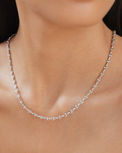 Load image into Gallery viewer, Mariner Chain Necklace in White Gold

