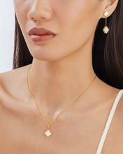 Load image into Gallery viewer, Dangling Clover Earrings
