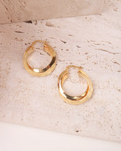 Load image into Gallery viewer, Freja Earrings
