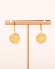 Load image into Gallery viewer, Linnea Earrings
