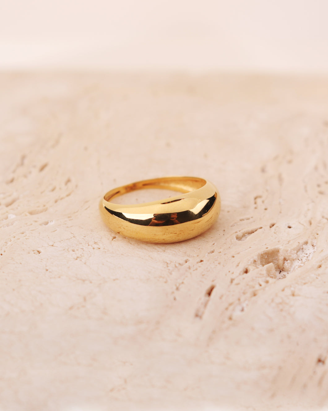 Dome Ring in Yellow Gold