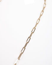 Load image into Gallery viewer, Paperclip Necklace in Yellow Gold
