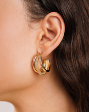 Load image into Gallery viewer, Zendaya Triple Hoop Earrings
