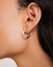 Load image into Gallery viewer, Mini Nadine Hoop Earrings in White Gold

