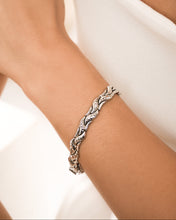 Load image into Gallery viewer, Vittoria Bracelet
