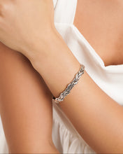 Load image into Gallery viewer, Vittoria Bracelet
