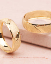 Load image into Gallery viewer, Wedding Band (Matte with Diagonal Design)
