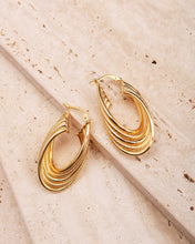 Load image into Gallery viewer, Sienna Earrings
