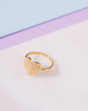 Load image into Gallery viewer, Sparkling Heart Ring

