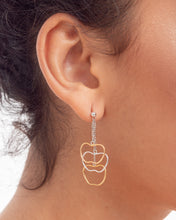 Load image into Gallery viewer, La Mela Earrings
