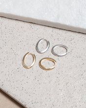 Load image into Gallery viewer, Oval Hoop Earrings
