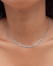 Load image into Gallery viewer, Aria Curb Chain Necklace

